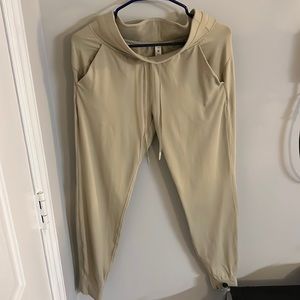 Lululemon Ready to Rulu High-rise Jogger